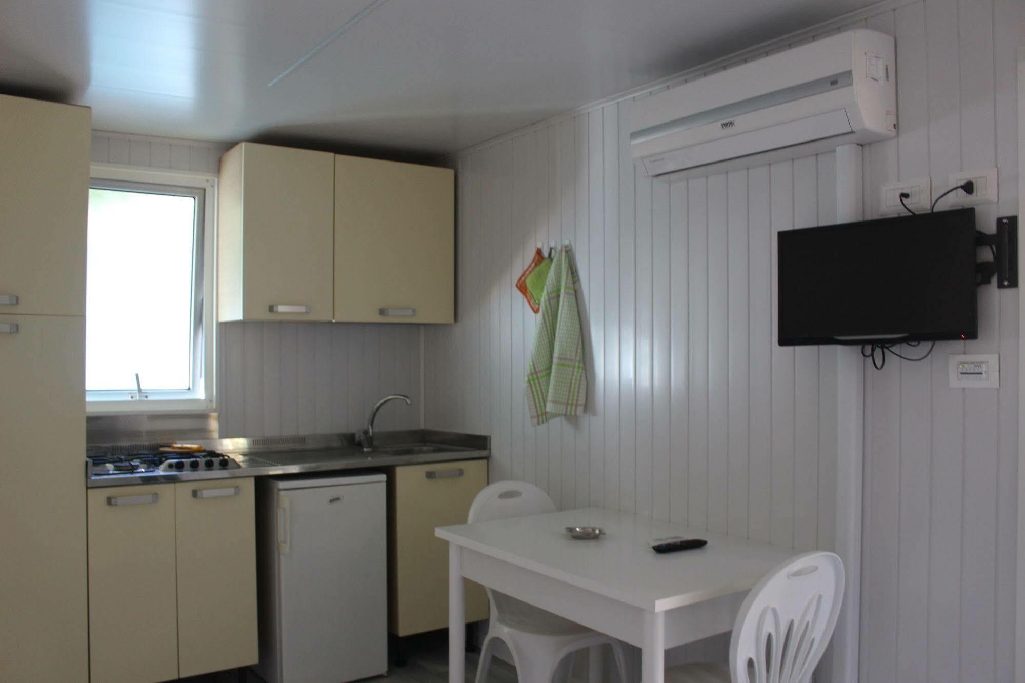 Girasole Eco Family Village Fermo Exterior foto