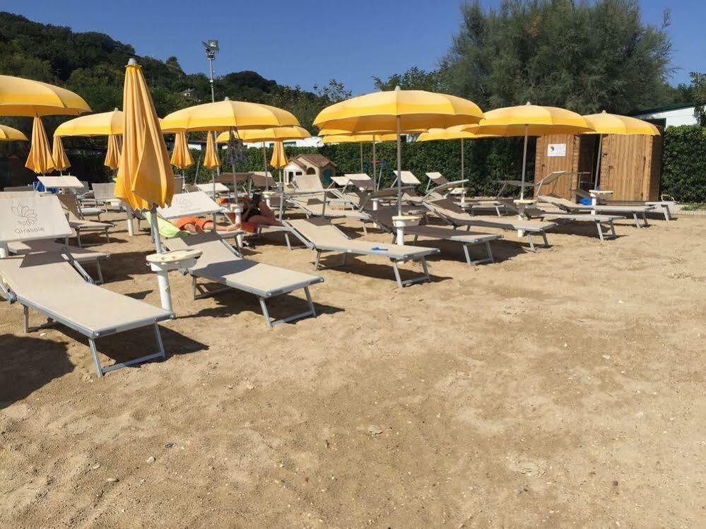 Girasole Eco Family Village Fermo Exterior foto